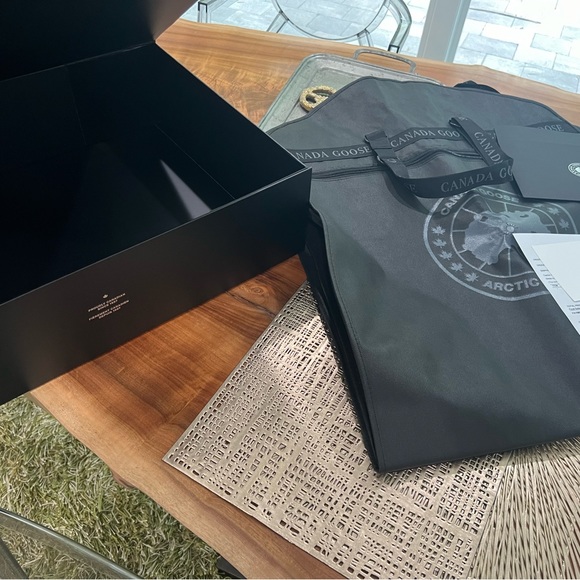 Canada Goose Osborne Parka Black Label - Picture 6 of 12